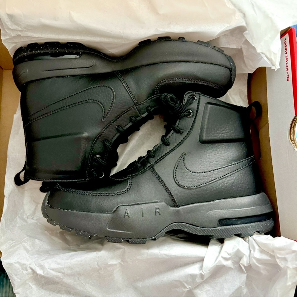 Nike Air Max Goaterra 2.0 (GS) in Black